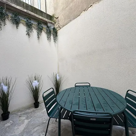 شقة Rue De La Paix Rdj - Calme Avec Terrasse Proche Thermes *